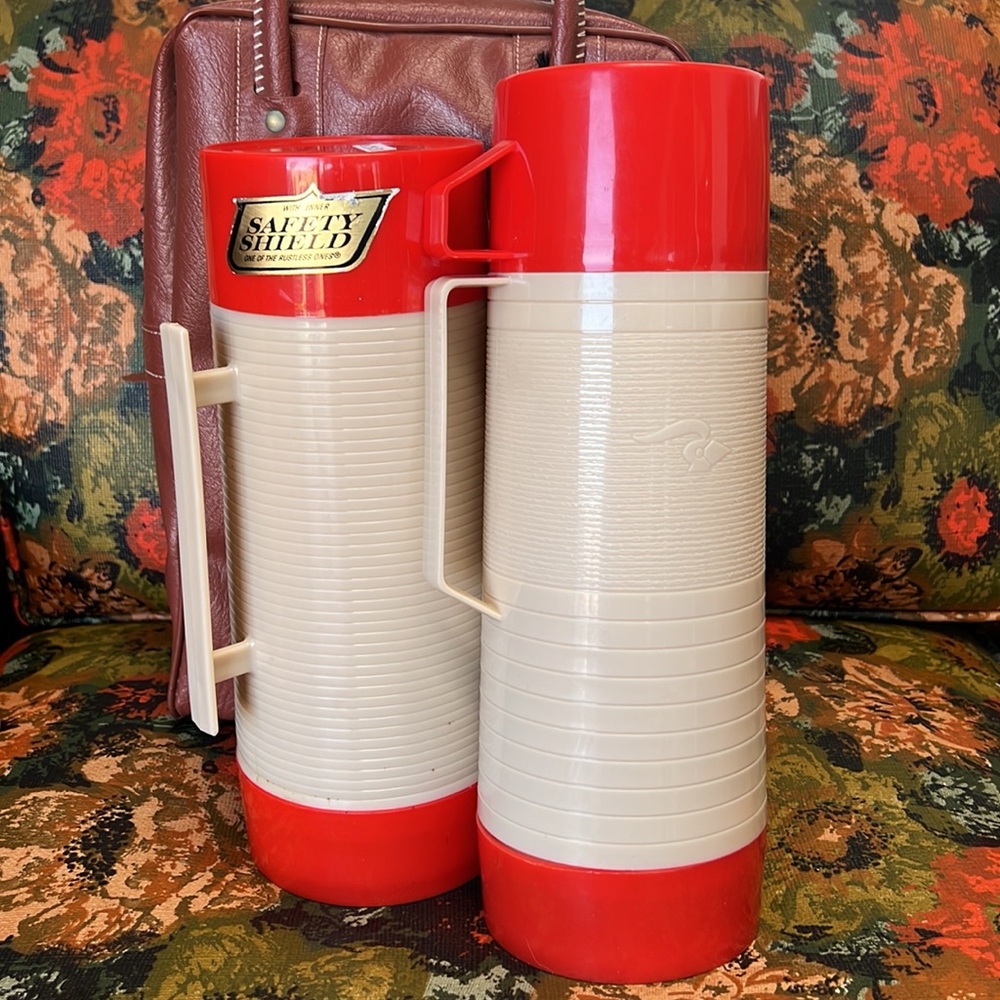 Vintage Aladdin Ala-Diner Outing Kit NWT (2) thermos & weatherproof carrying bag